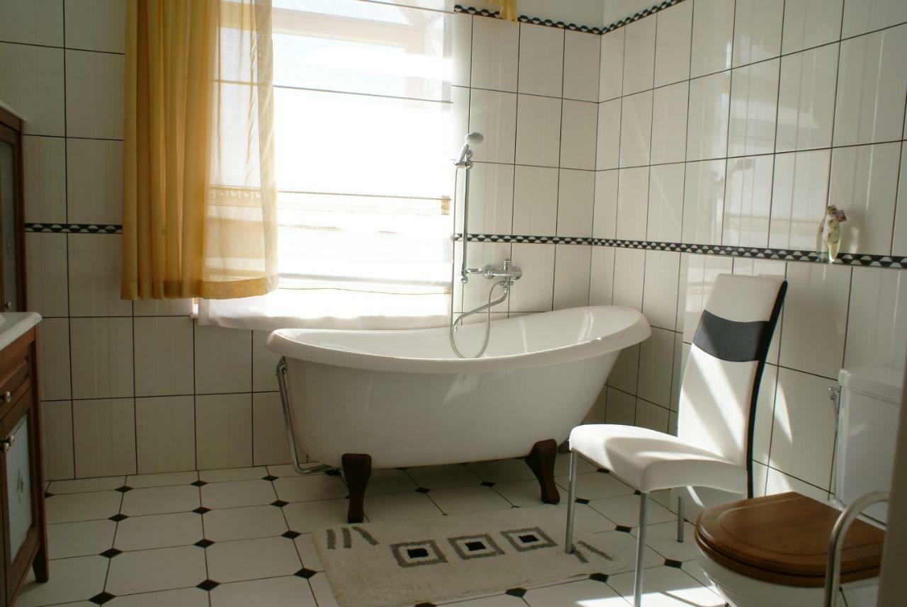 Spacious Rooms In Peaceful Jelgava Area Eksteriør billede